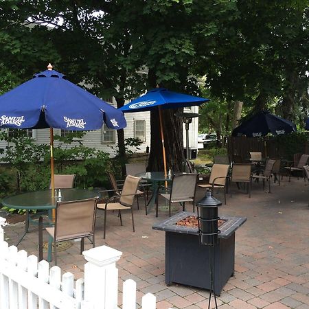 Hunters Grille And Tap At The Grafton Inn Buitenkant foto